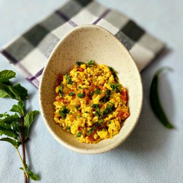 Receta fácil de paneer bhurji | Huevos revueltos con requesón