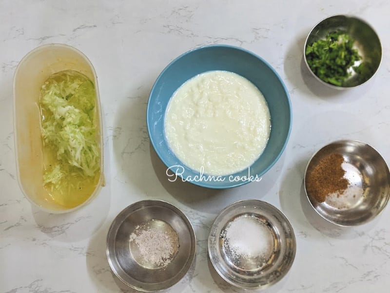 Receta de ensalada india de pepino | Raita de Pepino