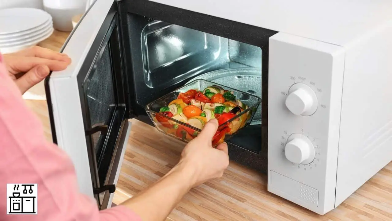 ¿Pueden explotar los hornos microondas? (3 razones por las que pueden explotar)