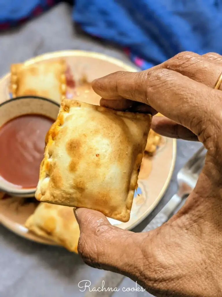 Rollos de pizza congelados en la freidora