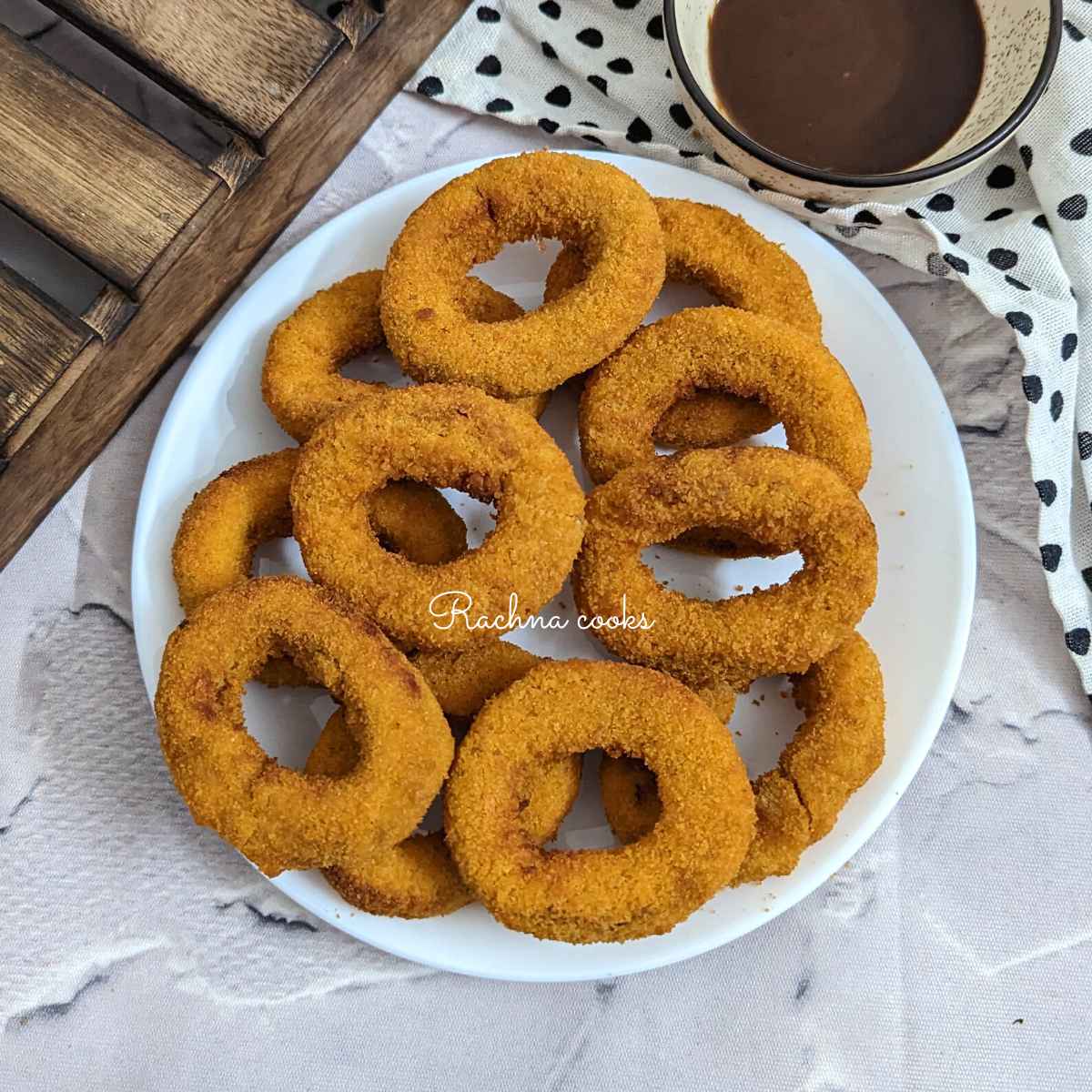 Aros de cebolla congelados en la freidora