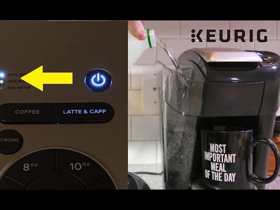 La luz de descalcificación Keurig Duo PERMANECE ENCENDIDA y no se apaga después de la limpieza (Cómo arreglar el café Supreme K-Mini)